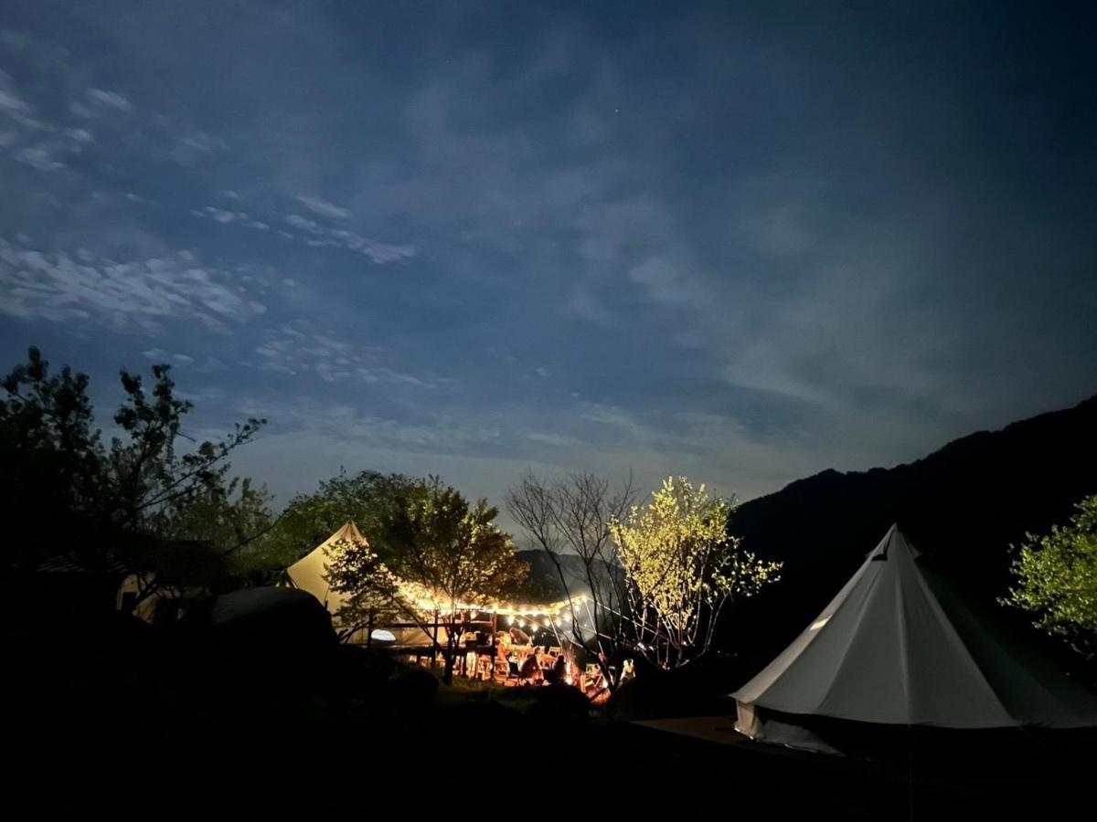 Ties Camp Ground Nagiso Hotel Екстериор снимка