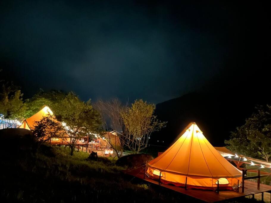 Ties Camp Ground Nagiso Hotel Екстериор снимка